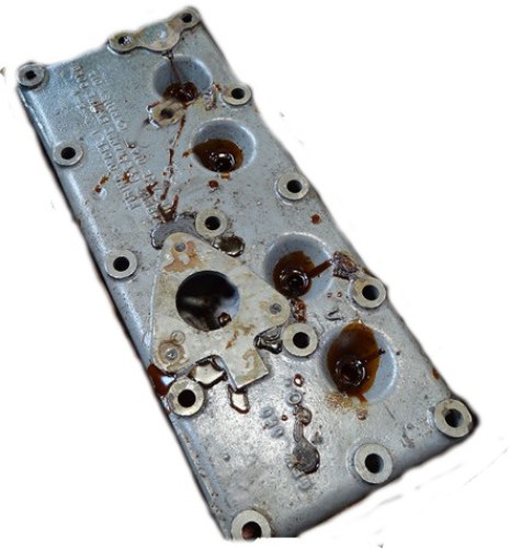 Note: It is advisable to check the tightness of the head bolts again after 500 to 600 miles [800 to 960 km.] of normal operation